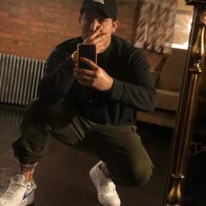 Meet your Posher, Victor